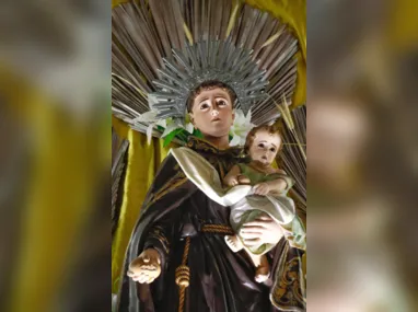 Igreja em Icaraí ficou lotada na manhã desta sexta-feira (13)
