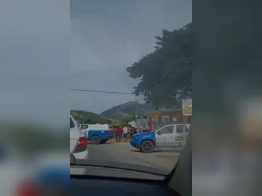 Imagem ilustrativa da imagem Dois homens são encontrados mortos perto de UPA na Baixada