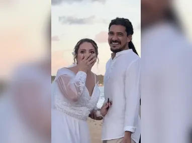 Imagem ilustrativa da imagem 'Du neida': cantor sertanejo choca noivos em casamento; vídeo