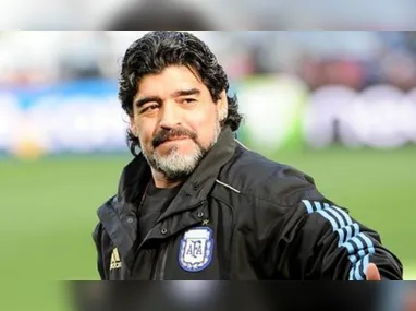Imagem ilustrativa da imagem Justiça da Argentina anula julgamento sobre a morte de Maradona