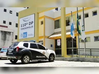 O agressor se entregou na 74ª DP (Alcântara)