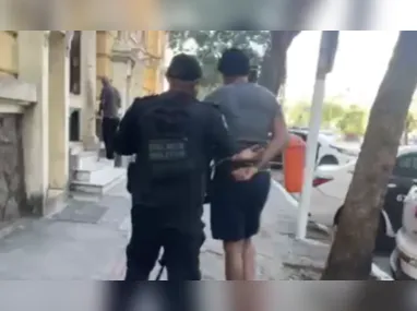 Estão sendo cumpridos 13 mandados de busca e apreensão nas cidades do Rio de Janeiro