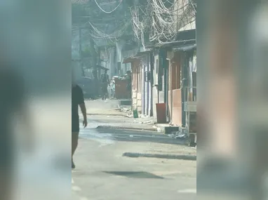 No total, cinco veículos foram apreendidos pela Polícia Civil