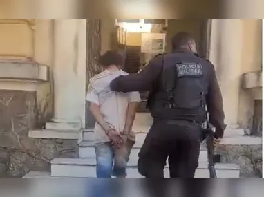 O carro usado no crime foi localizado e identificado por câmeras do Cisp