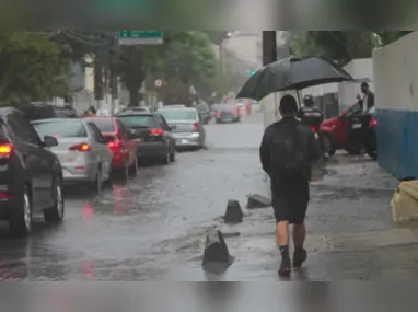 Imagem ilustrativa da imagem Niterói entra em atenção após alerta de chuva forte