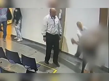 Imagem ilustrativa da imagem Paciente em cadeira de rodas é agredido por segurança de hospital