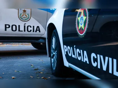 Todos os materiais cortantes apreendidos na ação