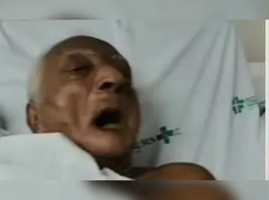 Imagem ilustrativa da imagem Soneca 'pesada' de idoso de 95 anos assusta família; vídeo