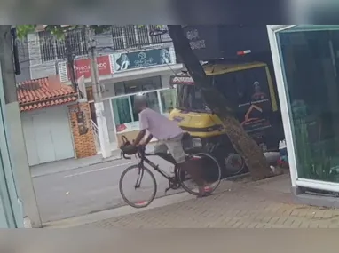 Ao tentar se defender, o policial conseguiu atingir o assaltante com um tiro