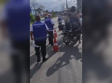 O tapete de sal da cidade é considerado o maior da América Latina