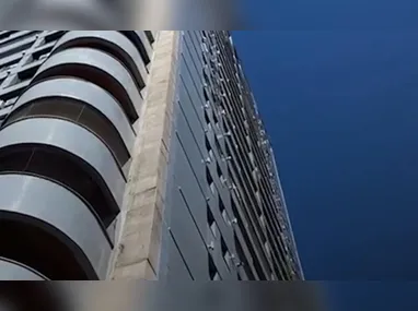 Mesmo baleada, a vítima conseguiu chegar até a 74ª DP (Alcântara)