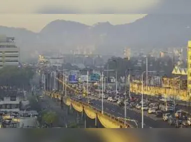 Imagem ilustrativa da imagem Trânsito parado na Ponte, no sentido Niterói, nesta sexta-feira (18)