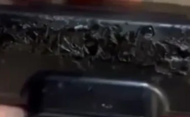 Imagem ilustrativa da imagem Bolsonaro afirma que tentou tirar tornozeleira com solda