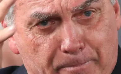 Imagem ilustrativa da imagem Bolsonaro é condenado a 27 anos de prisão em regime fechado