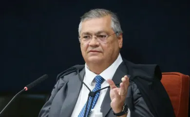 Imagem ilustrativa da imagem Julgamento no STF: ministro pede pena maior para Bolsonaro