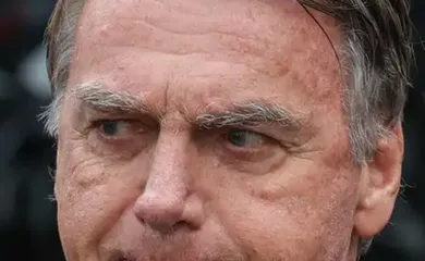 Imagem ilustrativa da imagem URGENTE! Bolsonaro permanecerá preso na PF