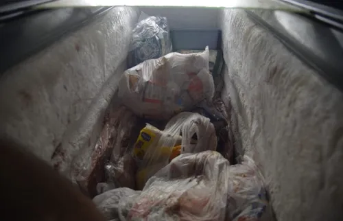 Bares e 'japa' fechados no Rio por sujeira e comida imprópria; fotos