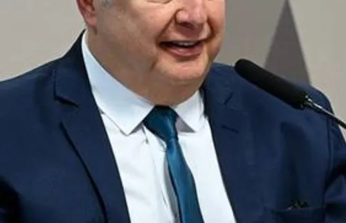 Lista citada por Garotinho detona escândalo na Alerj e no Estado