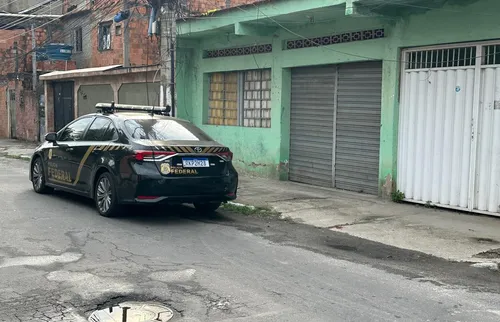 PF desmantela esquema que usava documentos falsos para saque