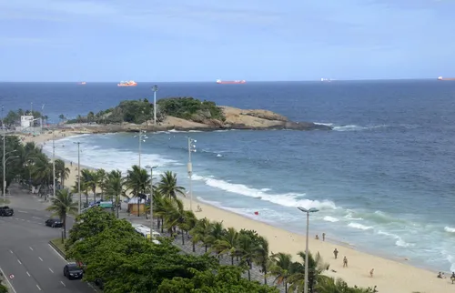 Prefeitura do Rio proíbe acesso à Pedra do Arpoador de madrugada