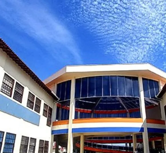 Trabalhador morre em queda na Prefeitura de Rio das Ostras