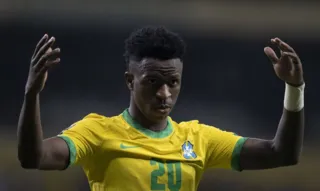 Imagem ilustrativa da imagem CBF anuncia substituto de Vinícius Jr na Seleção; saiba quem