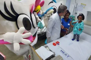 Imagem ilustrativa da imagem Dentistas ajudam a salvar vidas em hospitais públicos no Rio