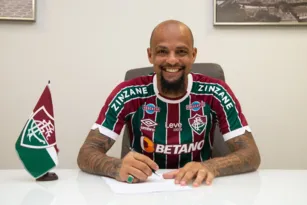 Imagem ilustrativa da imagem Fluminense anuncia renovação de contrato com Felipe Melo