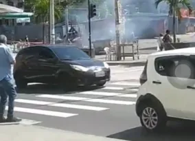 Imagem ilustrativa da imagem Tiroteio causa pânico e tumultua trânsito no Rio; veja vídeo