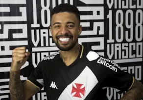 Imagem ilustrativa da imagem Vasco anuncia contratação de meio-campista que estava na Arábia