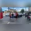 Imagem ilustrativa da imagem Carro e moto se chocam e param trânsito em Niterói