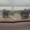 Imagem ilustrativa da imagem Ajuda perigosa em plena Ponte Rio-Niterói; veja o vídeo