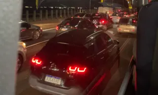 Imagem ilustrativa da imagem Acidentes causam retenção nos dois sentidos da Ponte