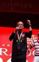Imagem ilustrativa da imagem Pra Cima, Ciça! Mestre de bateria será o enredo da Viradouro em 2026