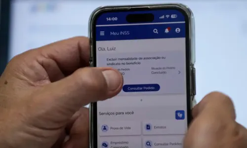 O INSS começou a enviar as notificações a aposentados e pensionistas nesta terça-feira (13)