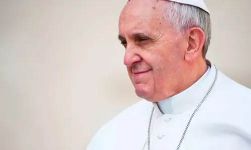 Papa Francisco ainda não tem previsão de alta