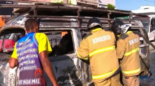 O Corpo de Bombeiros foi acionado e controlou o incêndio