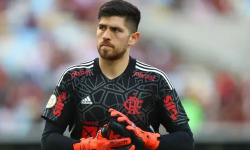 Rossi ficou no meio do fogo cruzado, mas felizmente não se feriu