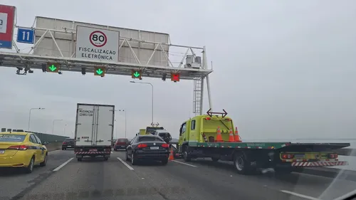 O caso aconteceu na pista sentido Rio de Janeiro