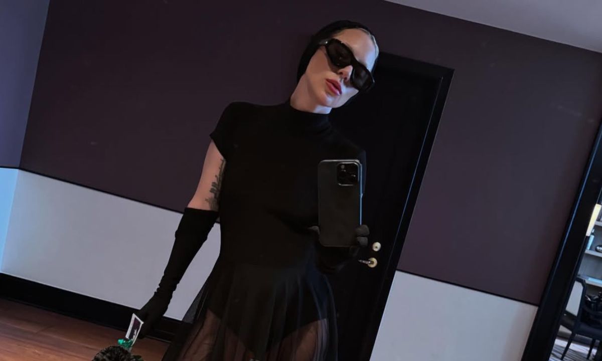 Lady Gaga no Rio: cantora chega mandando apagar luzes de aeroporto