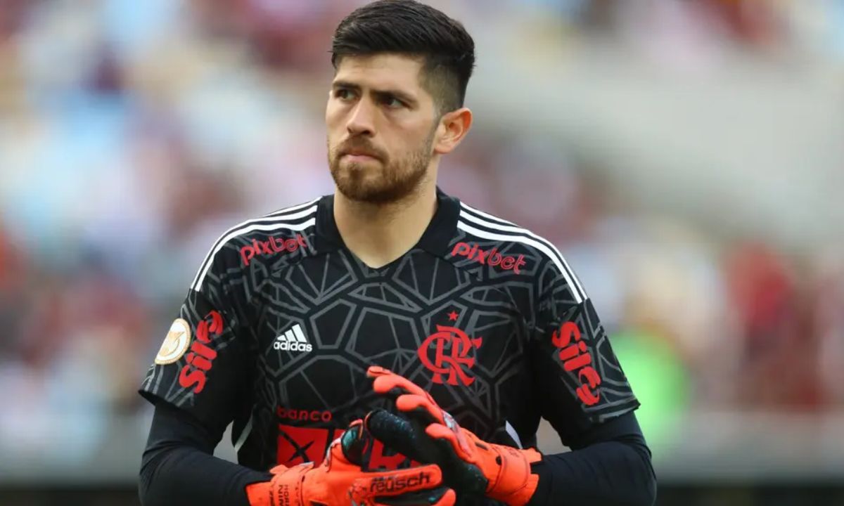 Time do Flamengo é atacado a tiros por ladrões na Linha Amarela