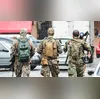 Duas pessoas foram mortas no local; uma terceira ficou ferida