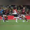 Plata foi expulso no segundo tempo na partida contra o Estudiantes