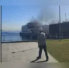 Imagem ilustrativa da imagem Fumaça em barca assusta passageiros na estação em Niterói; vídeo