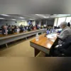O clima na escola é de desespero e lamento