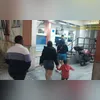 Imagem ilustrativa da imagem Criança é deixada sozinha dentro de carro em posto de gasolina