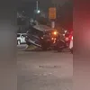 Imagem ilustrativa da imagem Motorista bate e carro fica sobre mureta em Niterói, vídeo