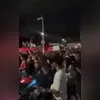 Multidão esperava Poze na saída do presídio, em Gericinó