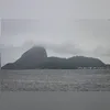 Operações de pouso e decolagem foram temporariamente suspensas por aproximadamente 25 minutos