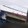 Os ocupantes do carro desobedeceram a ordem de parada e iniciaram uma troca de tiros com os policiais